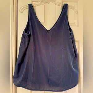 LOFT sz S Dressy velvety tank.